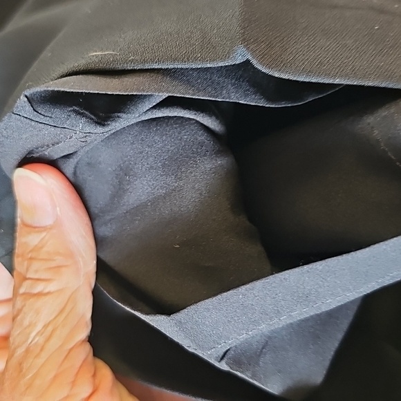 Elegant Black Women's Pants. By Jones Of NY. Size 12. Completly Lines. Side Zipp - Picture 5 of 6